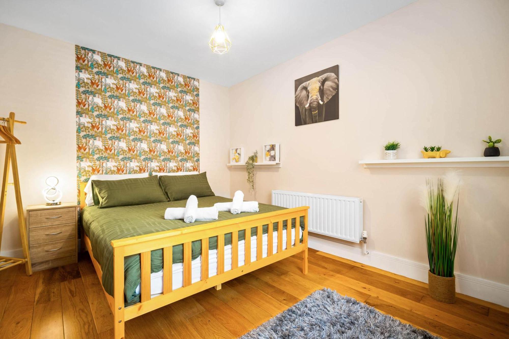 Jewellery Quarter Apartment *